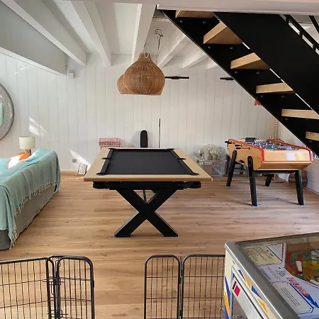 Villa Dans Les 44 Hectares A 150m De La