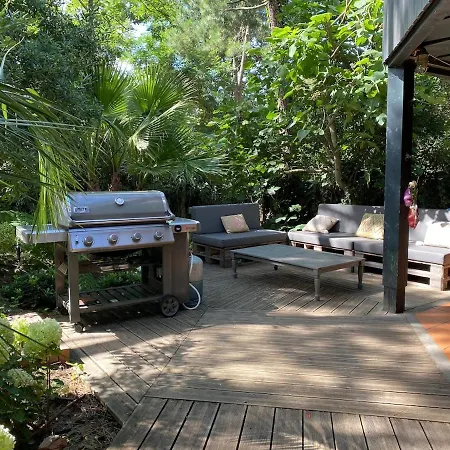 Villa Dans Les 44 Hectares A 150m De La